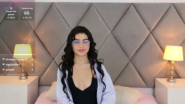 OliviaDiaz's Live XXX Chat