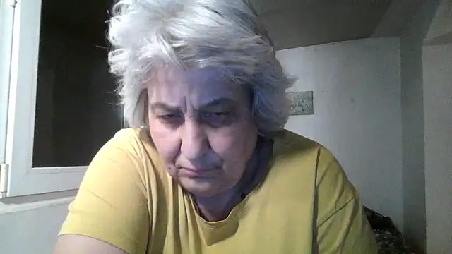 ExquisiteMature live XXX chat