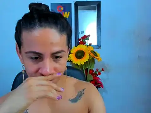 juanblakbigcock's Live XXX Chat