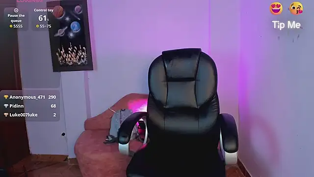 Chat +18 de MiaWinx ao vivo