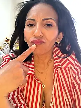 Chat +18 de Mrsvictoriaaa ao vivo