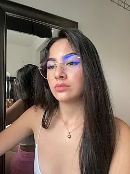 Chat +18 de IslaCole ao vivo