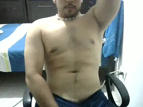 LatinBeardCali Webcamshow