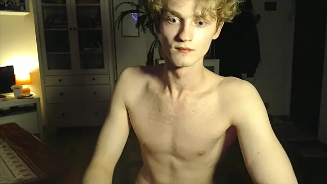 Daniel_Yumm Adlı Modelin Canlı XXX Sohbeti