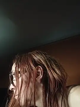 Dettybitch40 webkamerás műsora