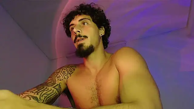 XXX chat uživo modela milkoffe