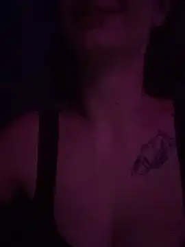 دردشة Amy_Amely الجنسية المباشرة