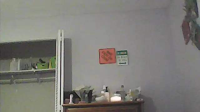 Chat +18 de sarahkat86 ao vivo