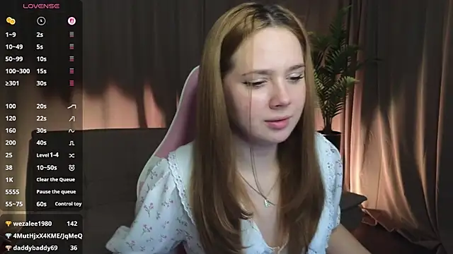 KariDollar's Live XXX Chat