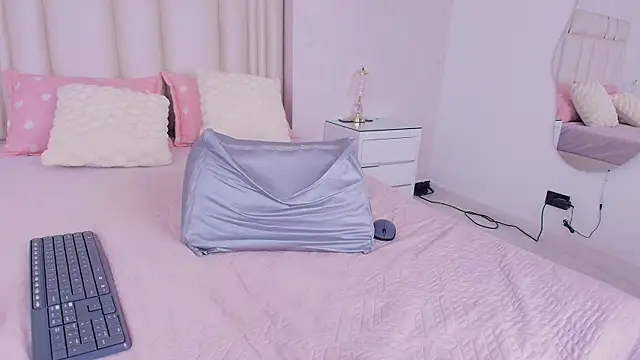 alanarose18's Live XXX Chat