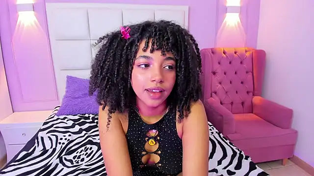 JazmyXXX webcam show