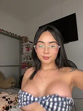 แชท XXX สดของ jailyncam_