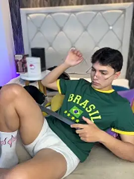 Samu_Hott Live XXX-Chat