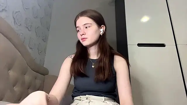 braveblush Webcam Show