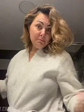 Emma_roqueenのライブXXXチャット