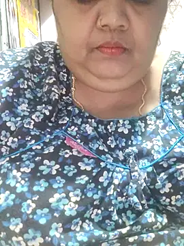 แชท XXX สดของ tamilthanushri