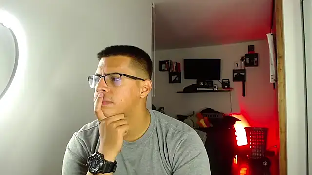 دردشة _John_Boy_ الجنسية المباشرة