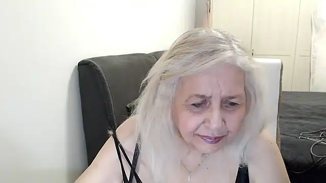 SusiLifeXXXn Live XXX chat