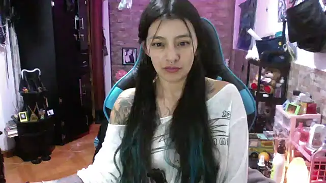 AngelaQueen_ লাইভ XXX চ্যাট