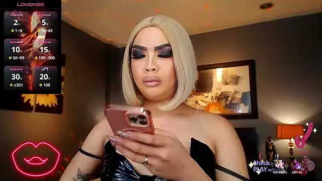 Živý XXX chat FridaHumphrey