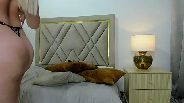 emily_queen2 Live XXX-chat