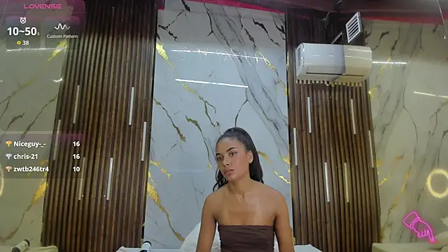 دردشة VictoriaDuart الجنسية المباشرة