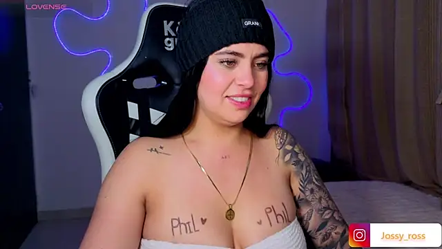 Chatroom XXX en direct de Victoryyy_