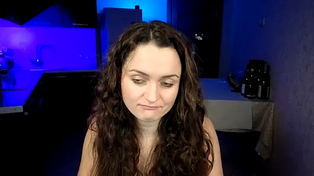 Cerann1 Adlı Modelin Canlı XXX Sohbeti