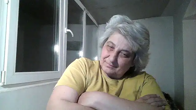 Chat +18 de ExquisiteMature ao vivo