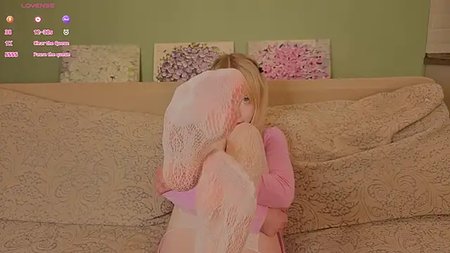 UWU_flower's Live XXX Chat