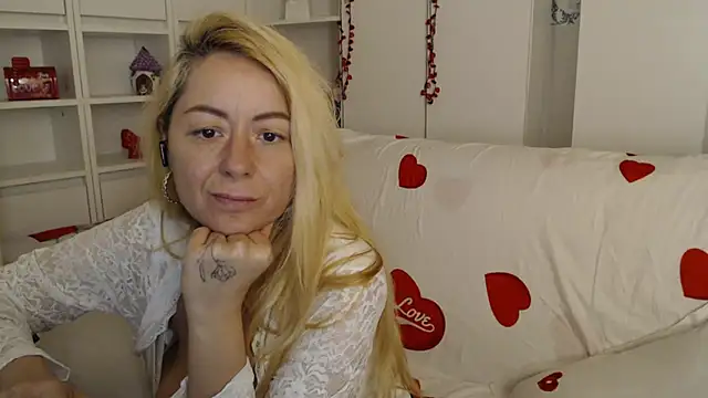 _karolynesyera_ 라이브 XXX 채팅