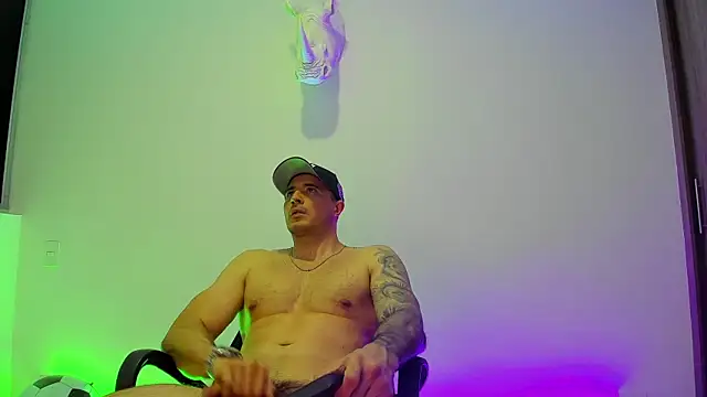 Dagoti's Live XXX Chat