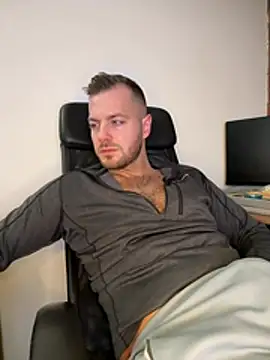 Chat XXX Live THE_CHEEKY_ALPHA