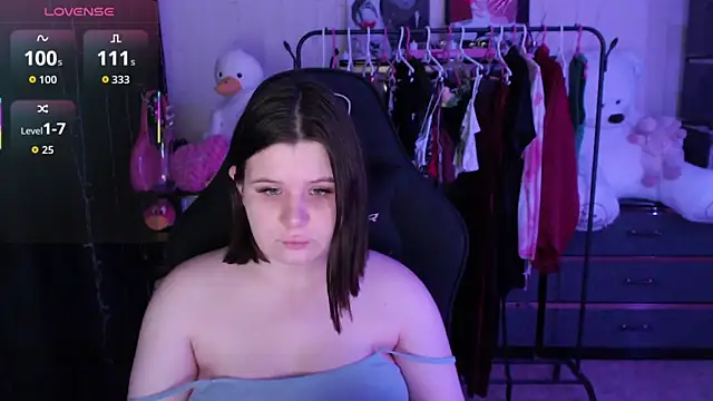 แชท XXX สดของ AmyVibess