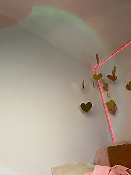 Chat +18 de GiannaMagari_ ao vivo