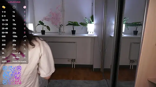 Pokazy przed kamerką – HannaHayles