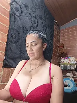 XXX chat uživo modela Alexandrina