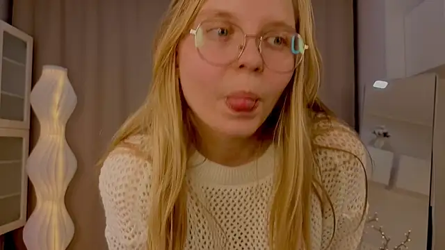 AlicaCohill Chat XXX in diretta