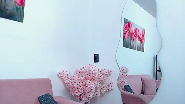 XXX chat uživo modela pinky_f00x