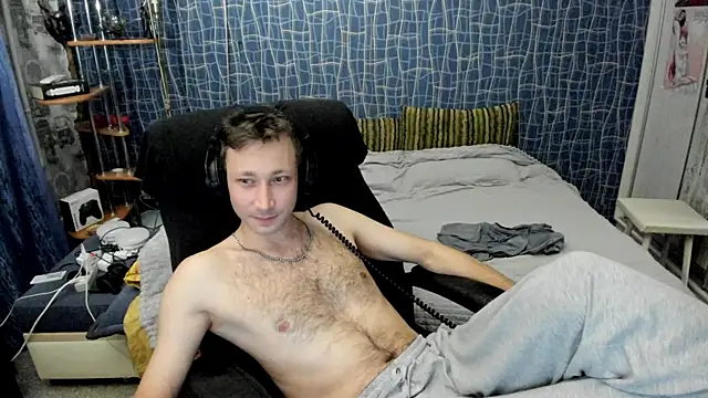 XXX chat uživo modela CuteBoy228