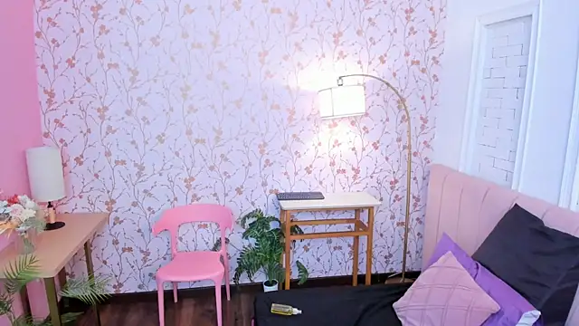 amber-hill Adlı Modelin Canlı XXX Sohbeti