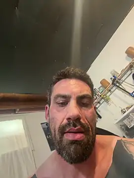 Mikejjone: вебкам-шоу