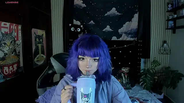 ravencollen Adlı Modelin Canlı XXX Sohbeti