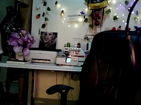 Anaconda2350 Live XXX-Chat