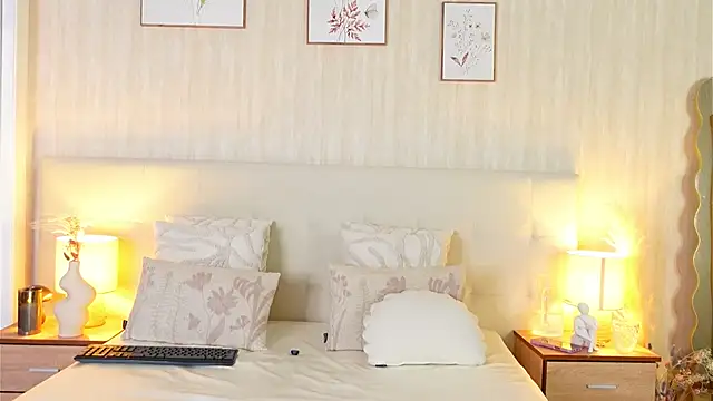 Chat +18 de ZamphyraNightt ao vivo