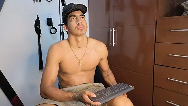 Show Webcam de Milo_LatinBoy