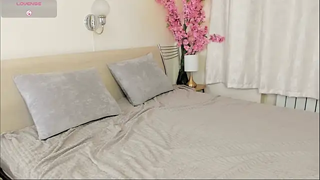 PeachMirth Live XXX Chat