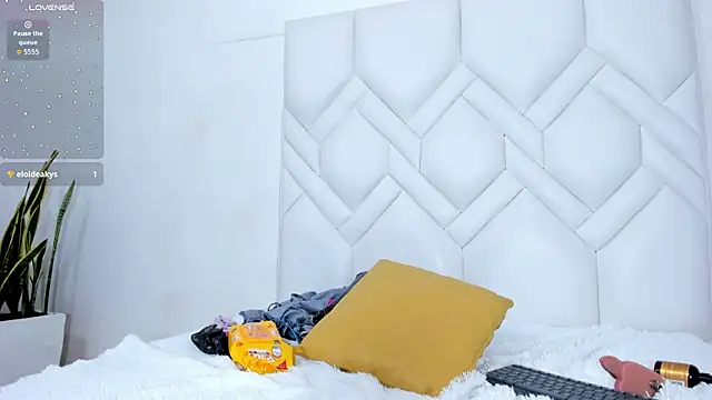 Cleopatra_Trans' Live XXX Chat