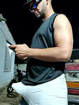 عرض كام PIGHIGHDIRTY_p0