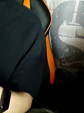 Chat +18 de Aashikalaa ao vivo